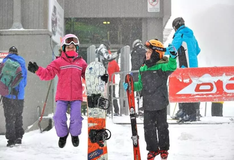 Chalet Apartments   Mt Buller Apartment Rentals