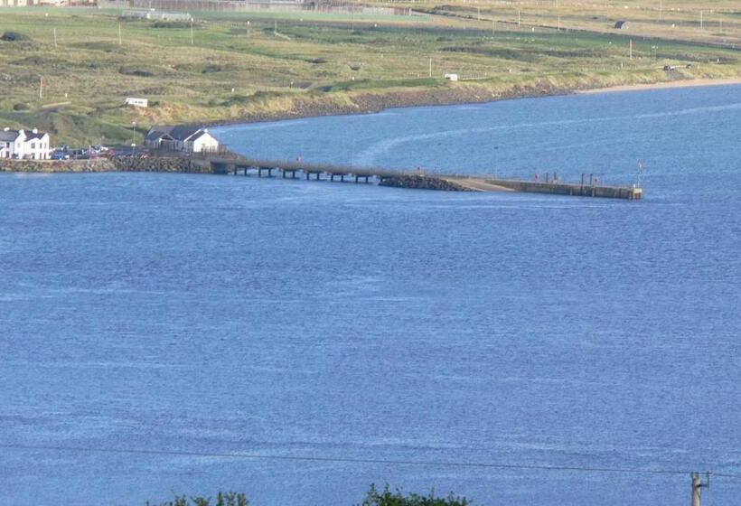 פנסיון Templeview Lodge