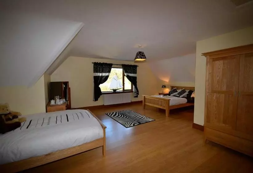 Majatalo Templeview Lodge