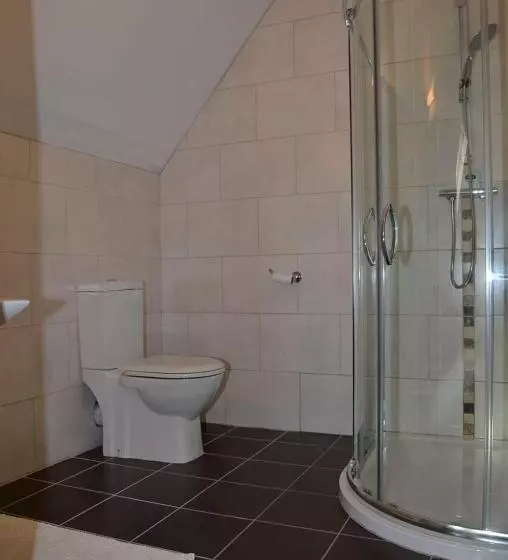 Majatalo Templeview Lodge