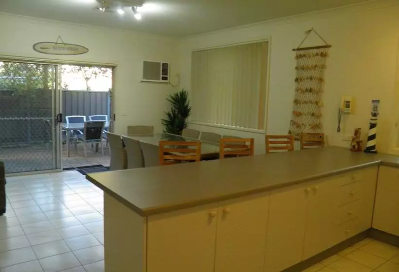 Pelicans Perch 8 Verona Road