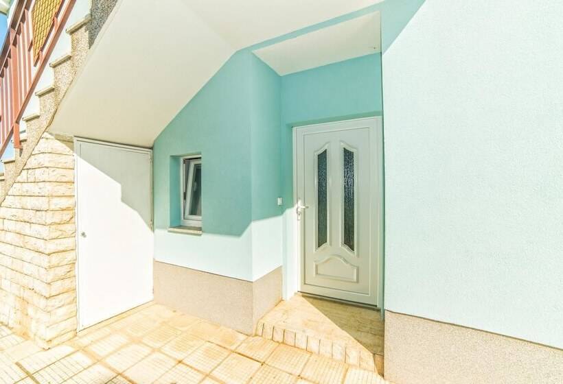 Apartments Tanja 100