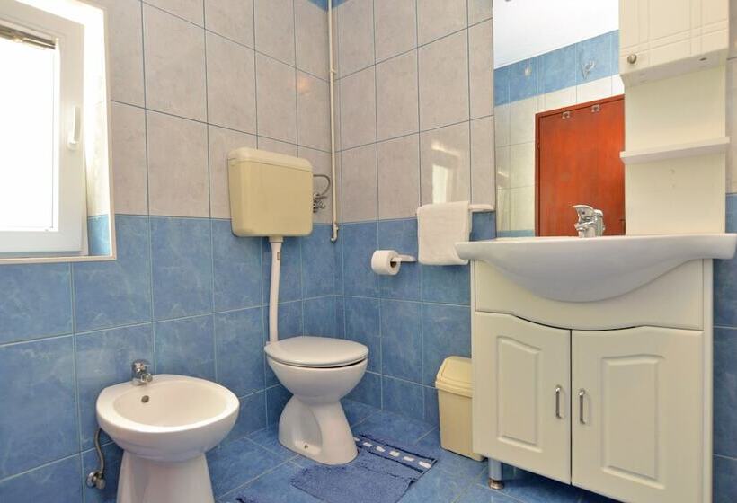 Apartments Tanja 100