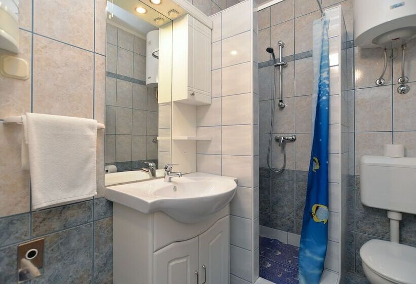 Apartments Tanja 100