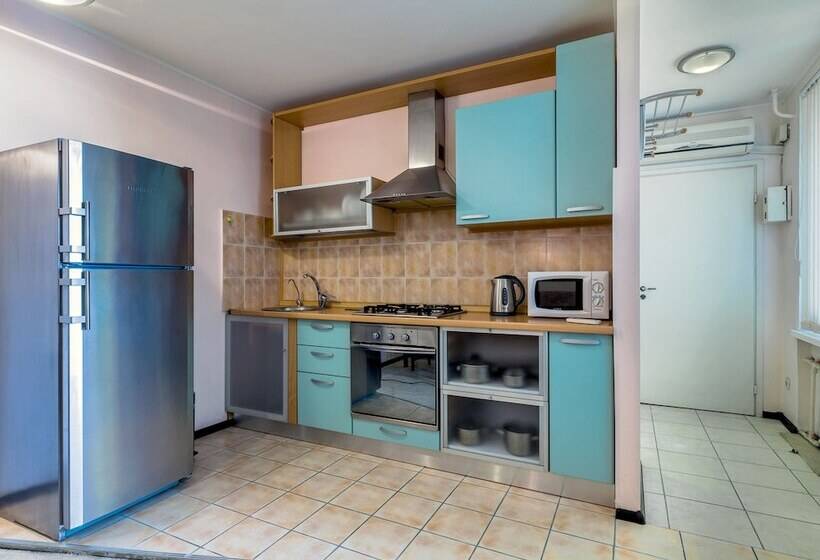 Business Apartment On Griboedova 12 13