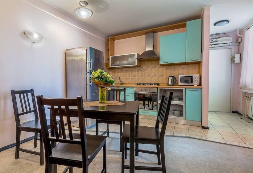 Business Apartment On Griboedova 12 13