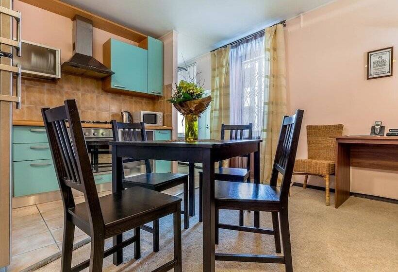 Business Apartment On Griboedova 12 13