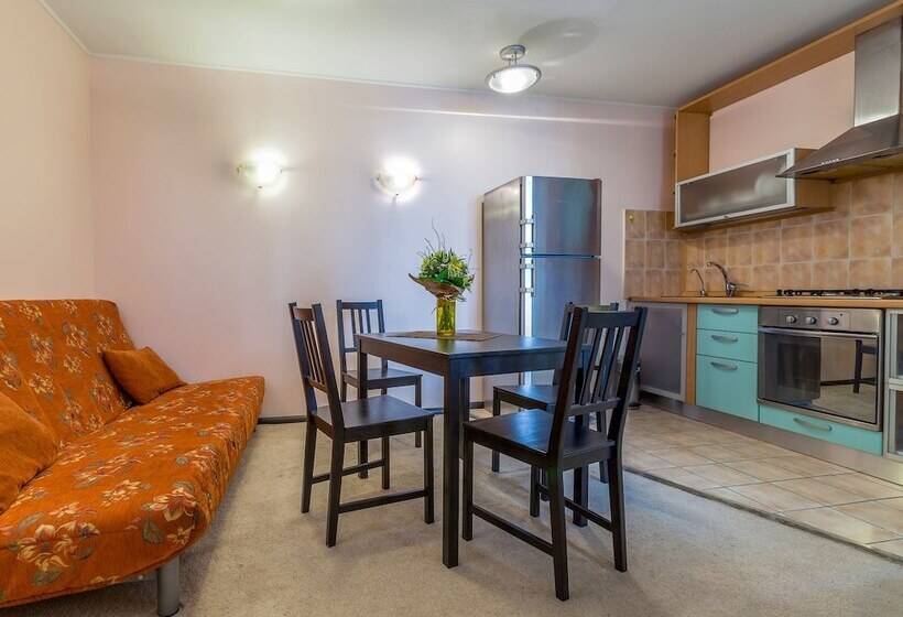 Business Apartment On Griboedova 12 13