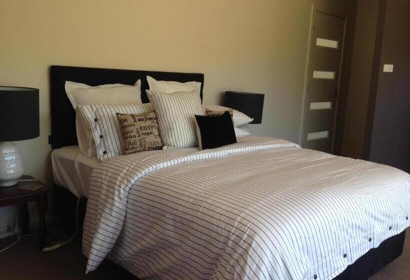 Daylesford Spa Villa One