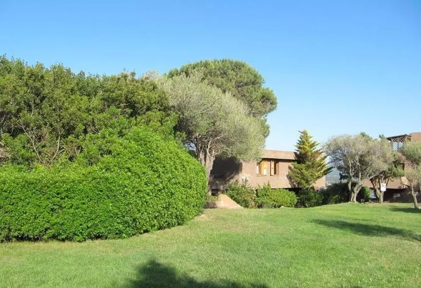 Hostelli Centro Vacanze Cugnana Verde