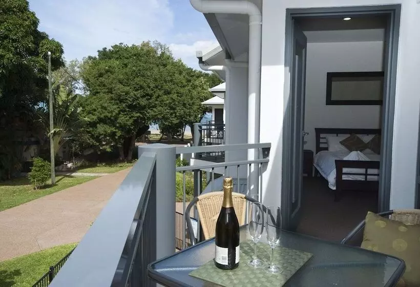 Woodville Beach Townhouse 5