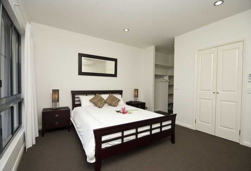 Woodville Beach Townhouse 5