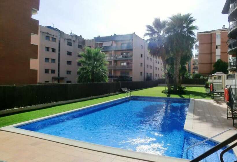 Apartment In Lloret De Mar   104289 By Mo Rentals
