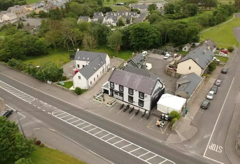 Moran's Bar & B&b