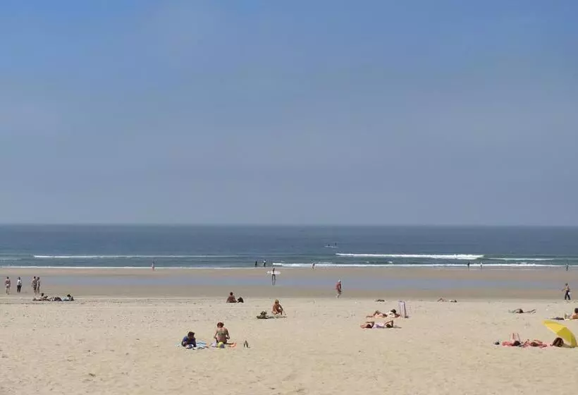 Porto 3 Bedroom Beach Apartment