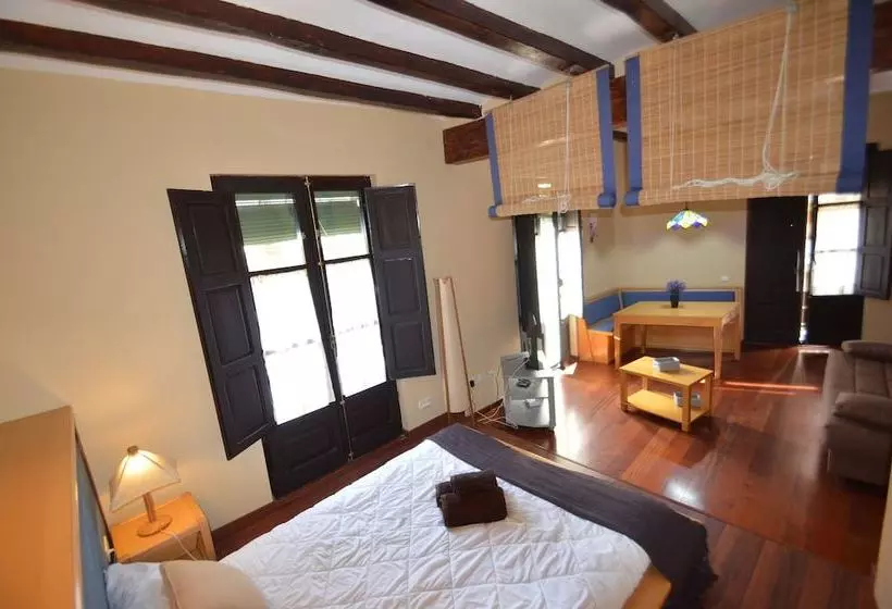 Tarragona Suites 70 Cavallers