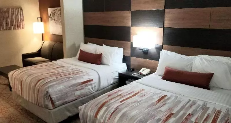 בית מלון כפרי Best Western Plus Warsaw