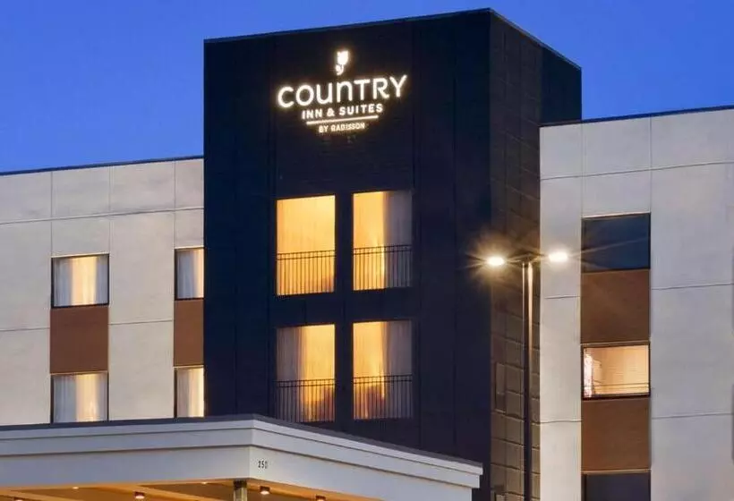 هتل Country Inn & Suites By Radisson, Garden City, Ks