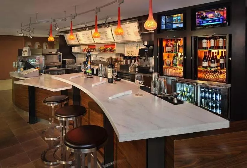 فندق Courtyard Hartford Cromwell