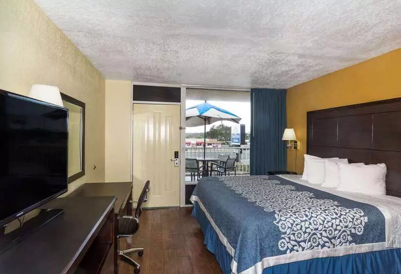 호텔 Days Inn & Suites By Wyndham Port Richey