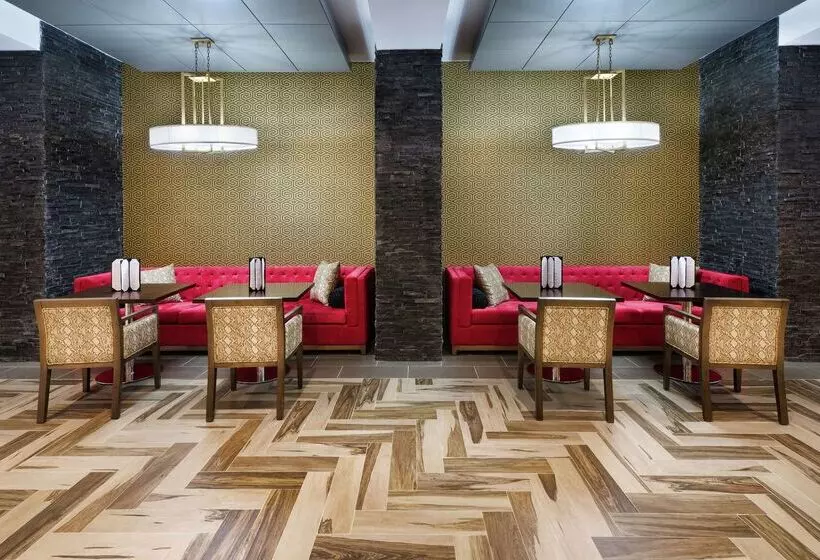 Doubletree By Hilton Hotel Orlando East Ucf Area