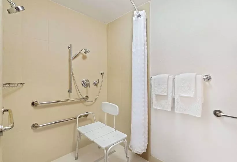 Doubletree By Hilton Hotel Orlando East Ucf Area