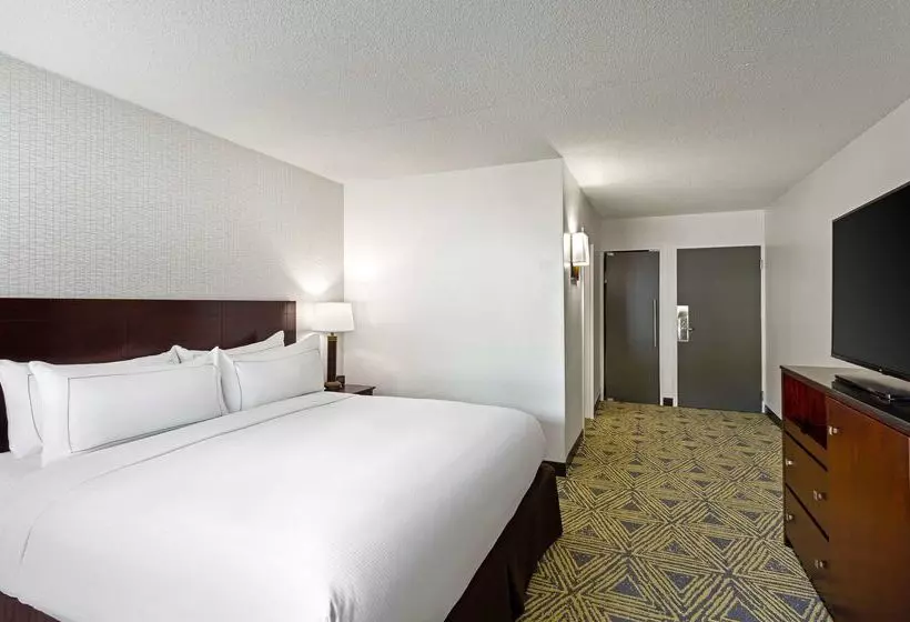 Hotel Doubletree By Hilton Washington Meadow Lands Casino Area