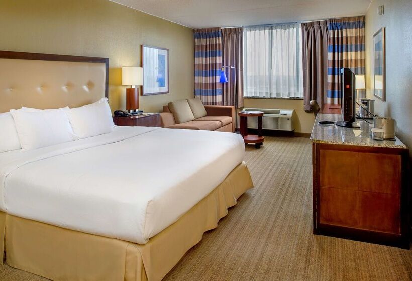 فندق Doubletree By Hilton St. Louis Westport