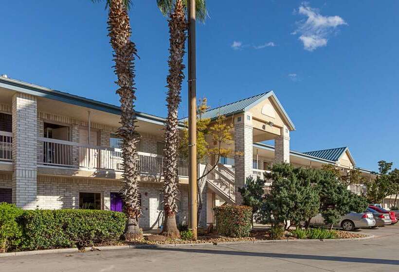 فندق Econo Lodge Downtown South