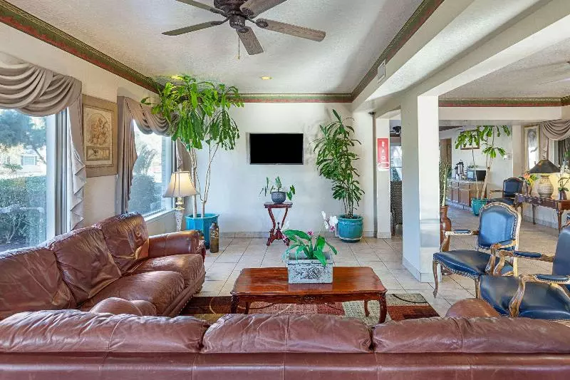 호텔 Econo Lodge Downtown South