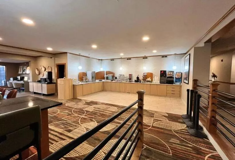 בית מלון כפרי Surestay Plus By Best Western Fremont I 69