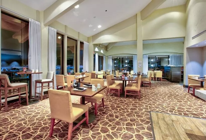 ホテル Holiday Inn & Suites Santa Maria, An Ihg