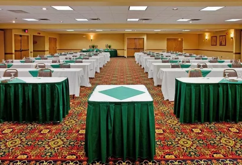 Holiday Inn Hotel & Suites Springfield, An Ihg