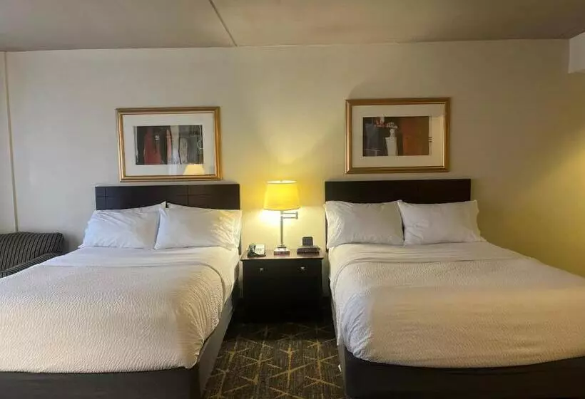 Holiday Inn Hotel & Suites Springfield, An Ihg