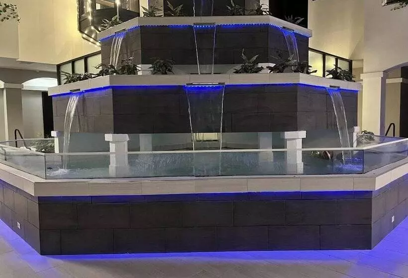 Holiday Inn Hotel & Suites Springfield, An Ihg