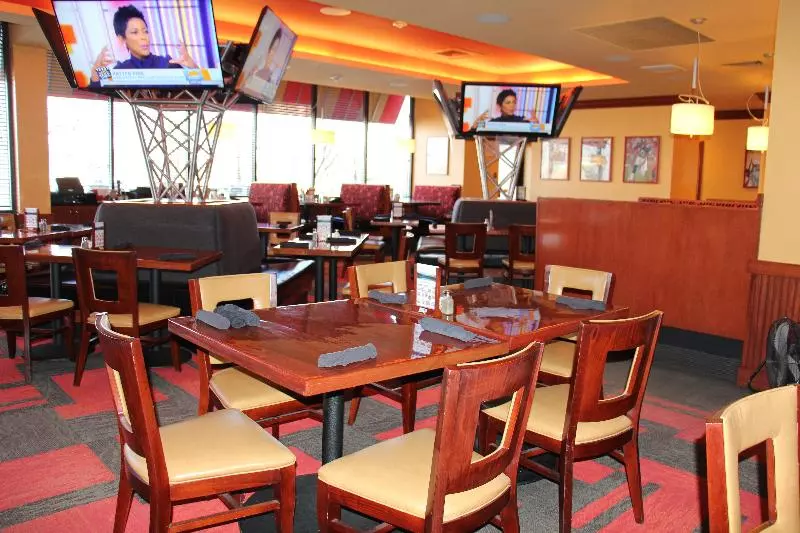 Отель Holiday Inn Denver Lakewood, An Ihg