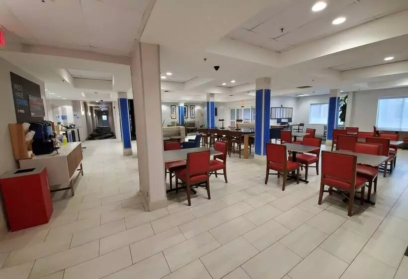 Holiday Inn Express Hotel & Suites Seattle North Lynnwood, An Ihg