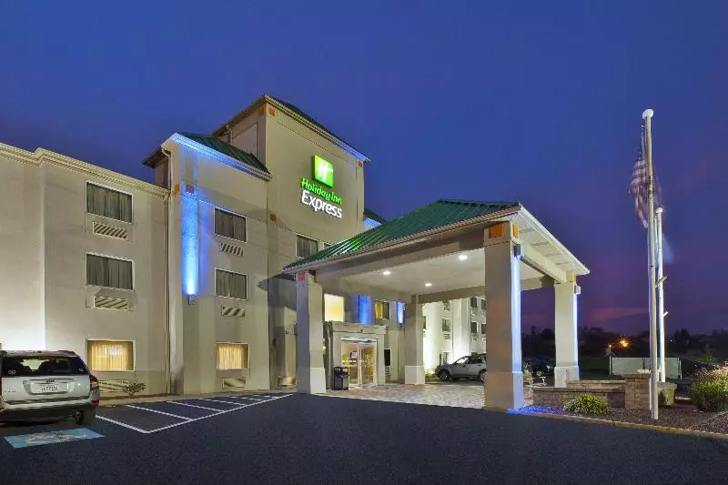酒店 Holiday Inn Express Irwin Pa Tpk Exit 67, An Ihg