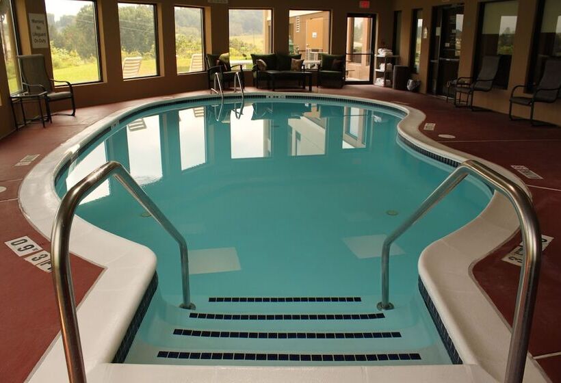 Отель Holiday Inn Express Lewisburg New Columbia, An Ihg