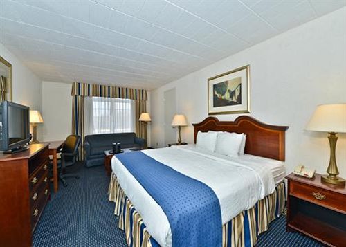 Clarion Hotel And Conference Center Harrisburg West