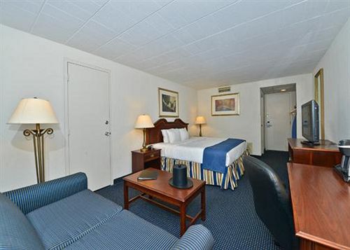 Clarion Hotel And Conference Center Harrisburg West