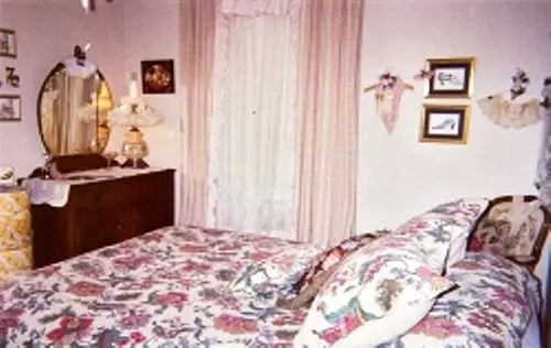 酒店 Homespun Country Inn