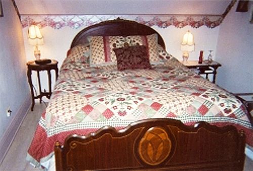 ホテル Homespun Country Inn