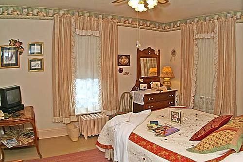 ホテル Homespun Country Inn