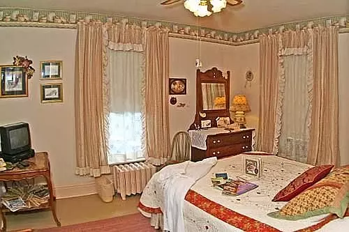 酒店 Homespun Country Inn