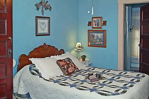 ホテル Homespun Country Inn