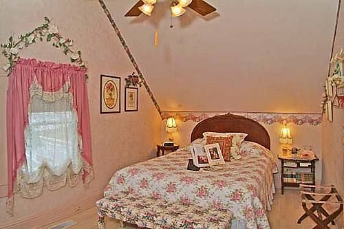 ホテル Homespun Country Inn