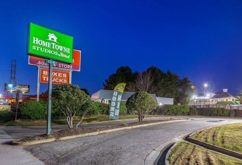 فندق Hometowne Studios By Red Roof Atlanta Ne – Norcross South