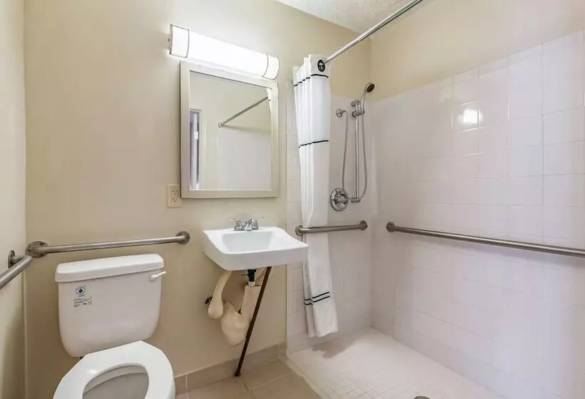 Отель Hometowne Studios By Red Roof Atlanta Ne – Norcross South