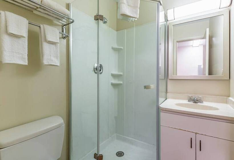 فندق Hometowne Studios By Red Roof Atlanta Ne – Norcross South